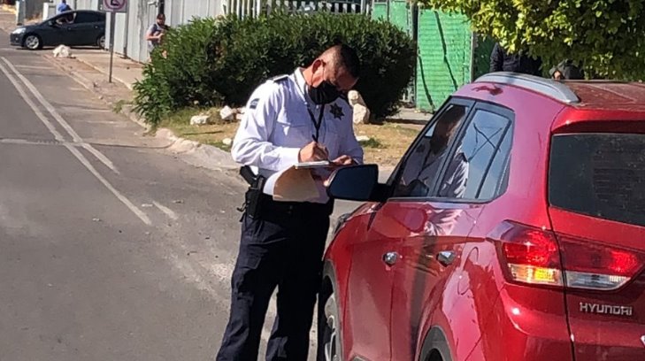 Registran mil 500 multas a la semana por mal estacionado en Hermosillo