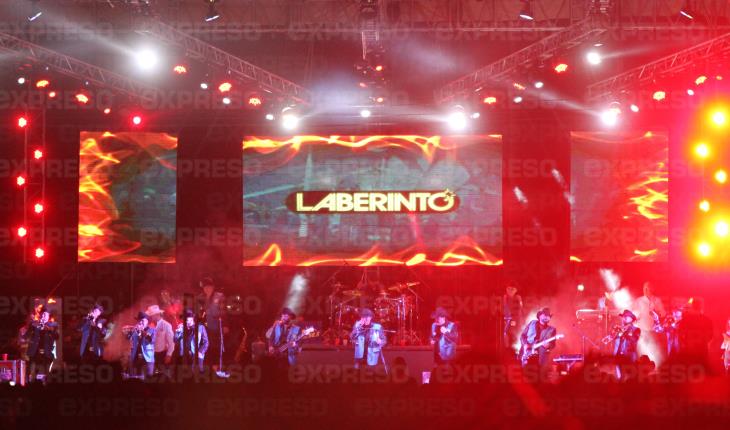 Al ritmo del baile y la banda, Grupo Laberinto emociona a sus fans