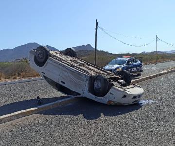 Accidente en Guaymas Norte termina con volcamiento